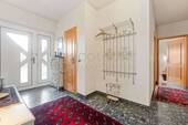 Eingangsbereich - Bungalow mit 116,00 m² in Frechen zum Kaufen