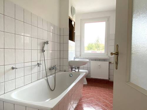Schorfheide_1-WE03_Badezimmer - 3 Zimmer Etagenwohnung in Schorfheide