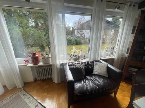 Wohnzimmer EG - 8 Zimmer Einfamilienhaus zum Kaufen in Geretsried / Gartenberg