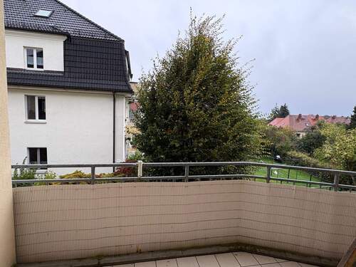 Balkon - Etagenwohnung mit 50,20 m² in Dresden zur Miete