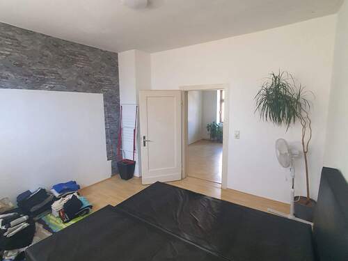 Schlafzimmer - 4 Zimmer Etagenwohnung in Bernburg