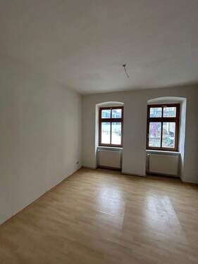 Wohnzimmer - Etagenwohnung mit 75,00 m² in Bernburg zur Miete