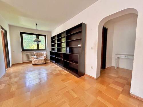 Essbereich und Flur - 