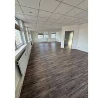 Renovierte helle lichtdurchfluttete Büroräume - Göttingen