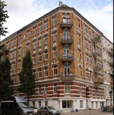 Hausansicht - Im Herzen von St. Pauli - 98 m² große 4 12-Zi.-Altbau-Wohnung mit Südwestbalkon