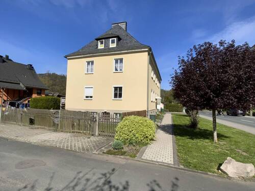 Seitenansicht - Etagenwohnung mit 45,00 m&sup2; in Leutenberg zum Kaufen