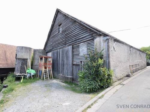 #06 - 7 Zimmer Einfamilienhaus in Offenbach-Hundheim