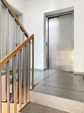 2 - 3 Zimmer Etagenwohnung zum Kaufen in Berlin