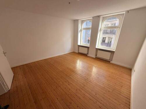 image0.jpeg - 4 Zimmer Etagenwohnung zur Miete in Trier