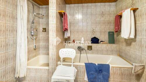 1. OG Badezimmer 1 - 