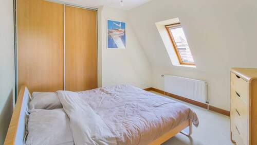 1. Schlafzimmer - 
