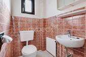 Gäste-WC - Mehrfamilienhaus, Wohnhaus mit 175,00 m&sup2; in Embsen zum Kaufen
