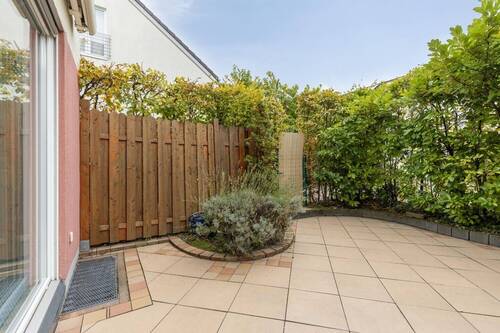 Außenterrasse - weiterer Blick - 