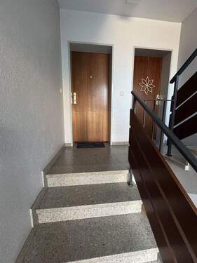 Wohnungen im 1. OG li u. re. - 