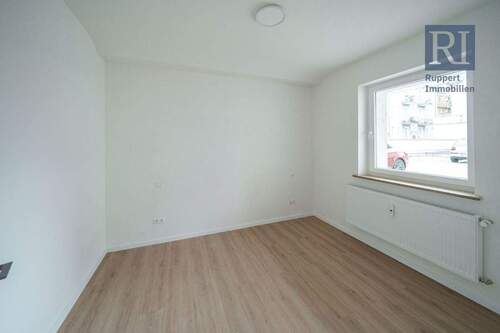 Schlafzimmer - Etagenwohnung mit 43,30 m&sup2; in Würzburg zum Kaufen