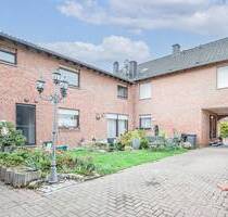 Großzügiges Wohnensemble mit vier Einheiten - ideal für Anleger & Mehrgenerationen in Waldfeucht!