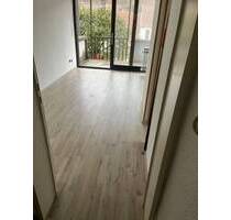 Nähe Uni! Helle 2 ZKB mit Balkon und Garage - Saarbrücken Scheidt