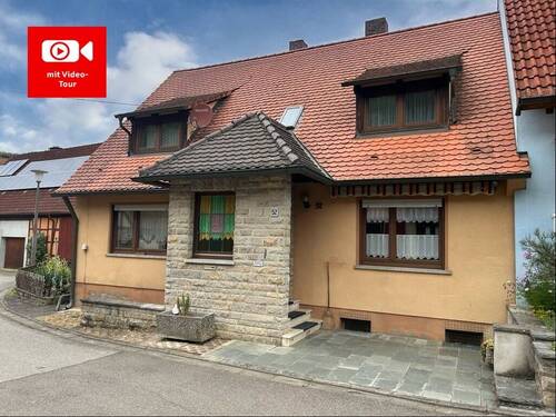 Südansicht - Modernisierungssbedürftige Doppelhaushälfte mit Potenzial - OT Tauberzell