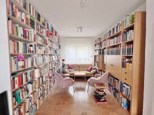 linke Hälfte / Hochparterre / offener Wohn-/Ess- und Kochbereich - 