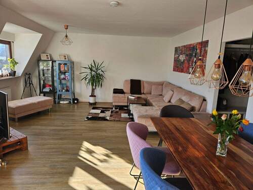 20251218_121827.jpg - 1 Zimmer Etagenwohnung zum Kaufen in Stuttgart