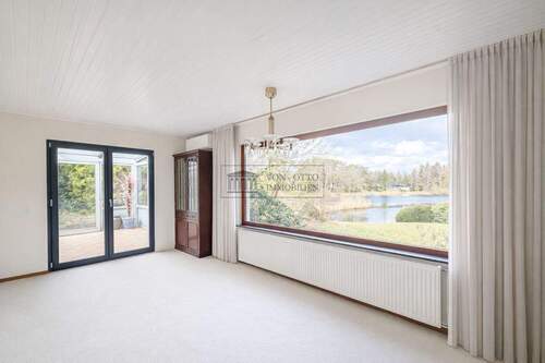 Ausblick aus dem Fenster - 4 Zimmer Mehrfamilienhaus, Wohnhaus zum Kaufen in Güster