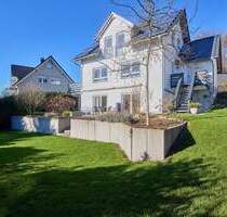 Sonnige Höhenlage. Freier Blick. Ein Zuhause, das sich jeden Tag wie Urlaub anfühlt! - Reichshof Eckenhagen