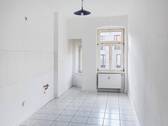 Helle Küche mit Tagesfenster - Etagenwohnung mit 76,00 m&sup2; in Görlitz zum Kaufen
