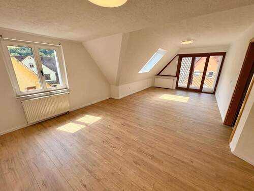 Schlafzimmer mit Balkon - 