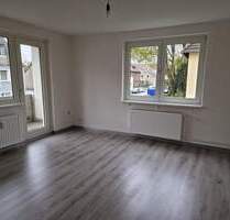 Einzugsfertig! Renovierte 3-Zimmer-Wohnungm mit Balkon - Duisburg Friemersheim