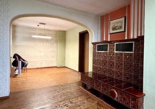 Essbereich mit Kachelofen EG - 