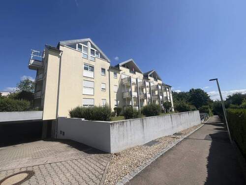 Ansicht Gartenseite - 3 Zimmer Etagenwohnung zum Kaufen in Böblingen