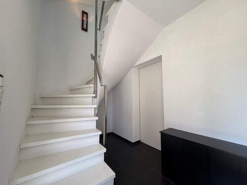 Eingangsbereich EG Wohnung - 