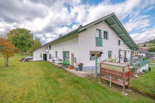 Aussenansicht - Mehrfamilienhaus, Wohnhaus mit 380,00 m&sup2; in Neureichenau zum Kaufen