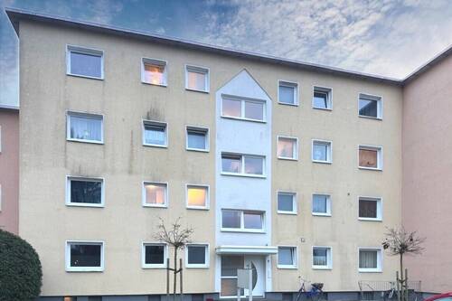 Hauseingang - 4 Zimmer Etagenwohnung zum Kaufen in Lotte