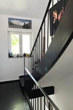 Treppe OG ins DG - 