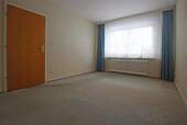 Schlafzimmer 1 im EG - Bild 2 - 