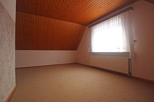 Schlafzimmer 2 im OG - Bild 3 - 