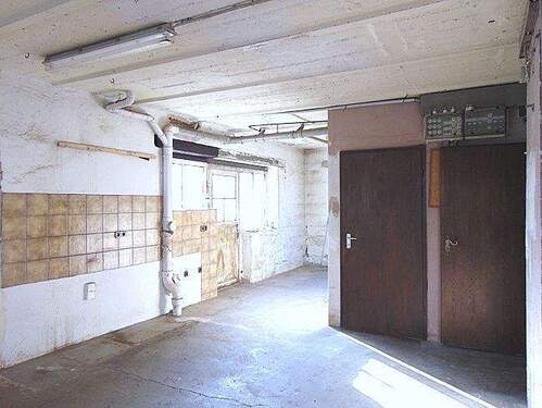 Wohnraum EG mit Gäste WC.JPG - 