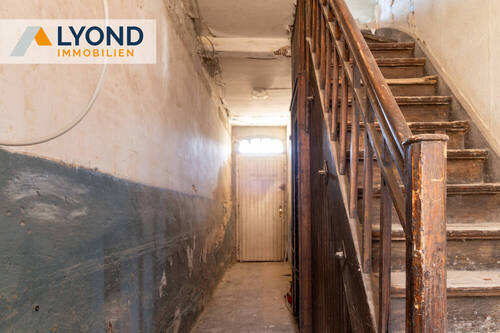 Treppenhaus - Reihenmittelhaus in Hecklingen