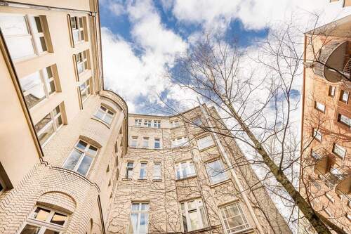 Innenhof - Etagenwohnung mit 58,00 m&sup2; in Berlin zum Kaufen