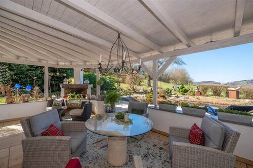 überdachte Terrasse - 