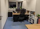 Büroraum - Teilzeit-Büro in München mit Alpenblick, 3 Arbeitsplätze inkl. 3D-Druck
