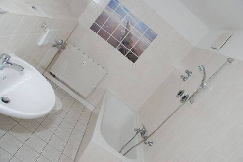 Bad Vergleichswohnung - Etagenwohnung mit 46,90 m&sup2; in Chemnitz OT Mittelbach zur Miete