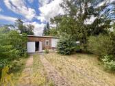 Südansicht - Garagenzufahrt - Bungalow mit 60,00 m² in Weißwasser/Oberlausitz zum Kaufen