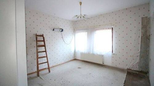 Kinderzimmer - 8 Zimmer Einfamilienhaus zum Kaufen in Thale/ OT Stecklenberg