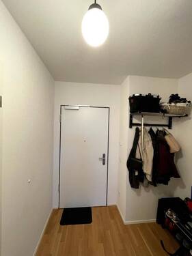 Diele/Garderobe - Etagenwohnung mit 82,70 m² in Böblingen zur Miete