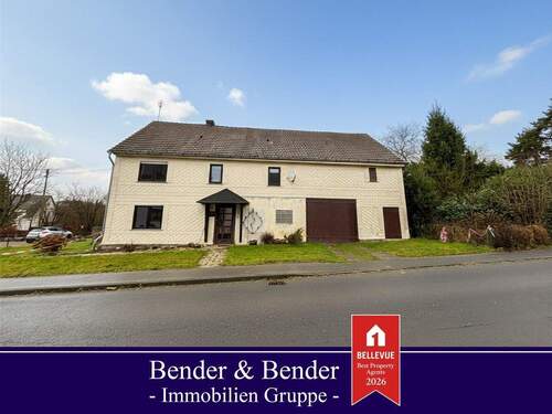 Objektansicht - Sanierungsbedürftiges Bauernhaus mit Scheune im Ortskern!