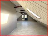 Zimmer im Dachgeschoss mit Aussentreppe - 