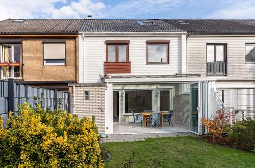 Rückansicht - 4 Zimmer Reihenmittelhaus in Bremen