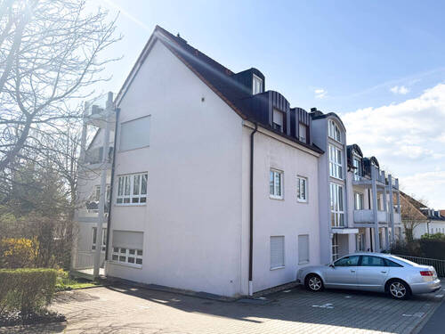 Balkon unten - Etagenwohnung mit 52,00 m&sup2; in Würzburg zum Kaufen